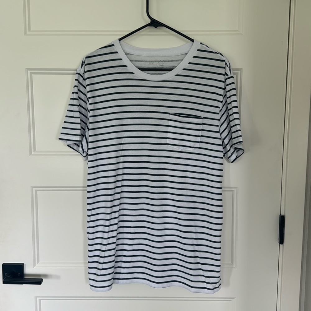 Mens Blue Crown T-Shirt, Size Large, White & Navy Blue Stripes